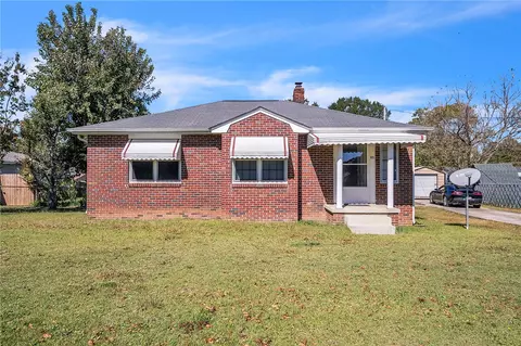 115 Atlantic Ave, Easley, SC 29642