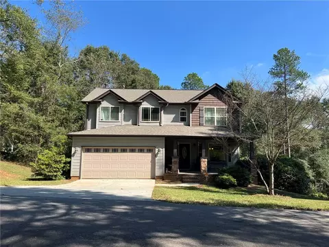 702 Club Dr, Anderson, SC 29626