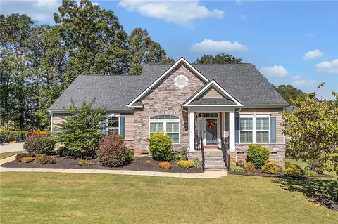 100 Wilshire Dr, Easley, SC 29642