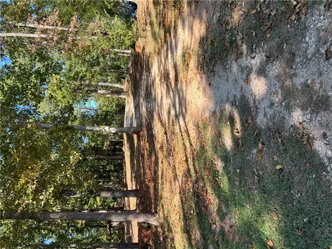 631 Coneross Park Rd, Townville, SC 29689