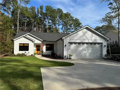 218 Knollwood Dr, Seneca, SC 29672