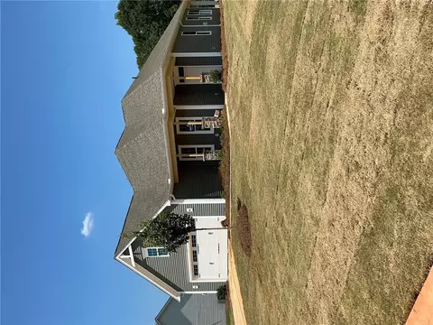 760 Oak Hill Ln, Belton, SC 29627