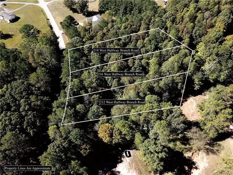 216 W Halfway Branch Rd, Walhalla, SC 29691