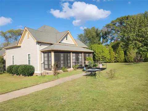 331 Old Clemson Hwy, Seneca, SC 29672