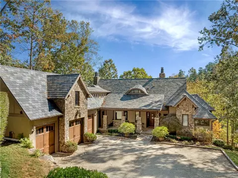 328 Long Cove Trl, Salem, SC 29676