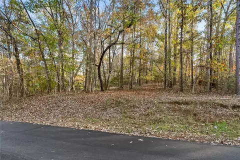 114 Sweet Gum Dr, Westminster, SC 29693