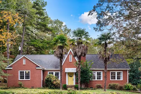 306 N Catherine St, Walhalla, SC 29691
