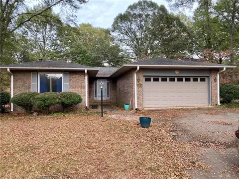 305 Old Colony Ct, Anderson, SC 29621