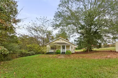 209 Sanders Dr, Seneca, SC 29678