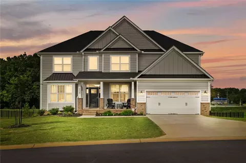 204 Montview Cir, Greenville, SC 29617