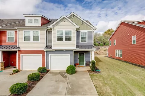 381 Hague Dr, Duncan, SC 29334