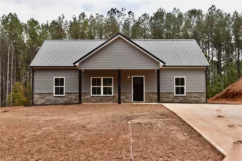 134 Sky Ln, Townville, SC 29689
