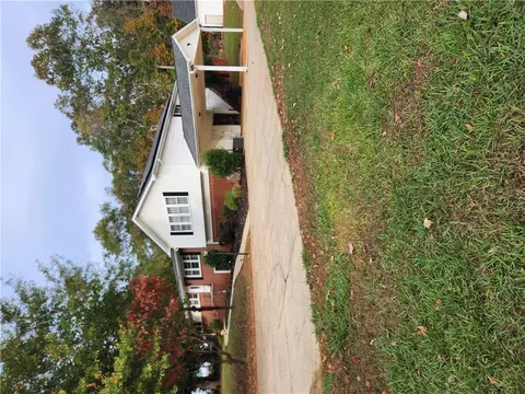 106 Wren Rd, Anderson, SC 29621