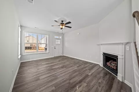Living - 413 Bee Cove Way, Pendleton, SC 29670 photo 4 of 4