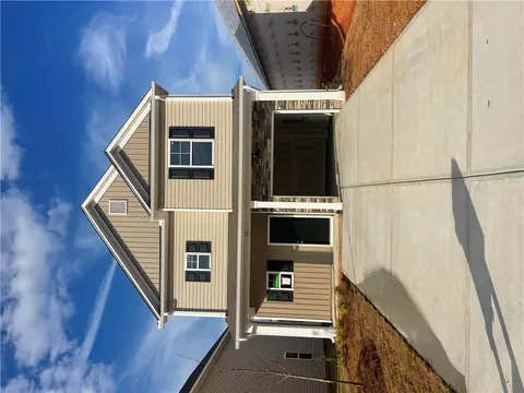 135 Brown Cir, Easley, SC 29642