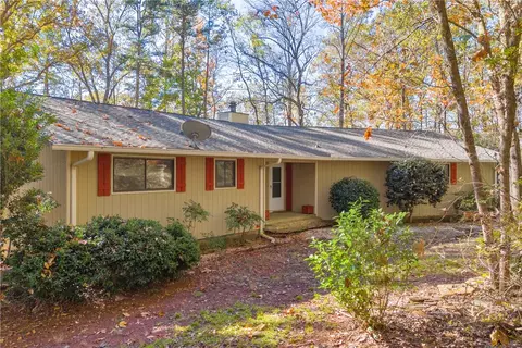 18 Quail Dr, Salem, SC 29676