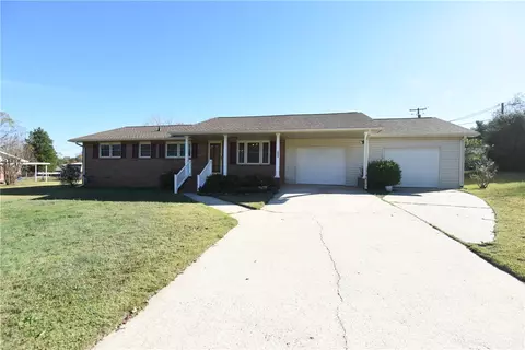 1004 Hickory Ln, Anderson, SC 29624