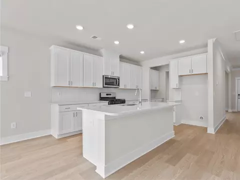 885 Burghley Cir, Greer, SC 29651 photo 8