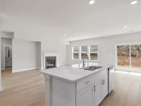 885 Burghley Cir, Greer, SC 29651 photo 12