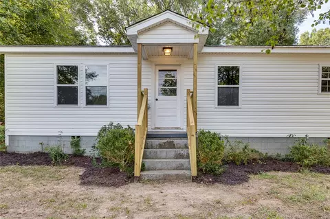 317 Giles St, Pendleton, SC 29670