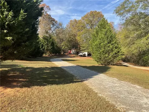 303 305 Wild Rose Ln, Seneca, SC 29678