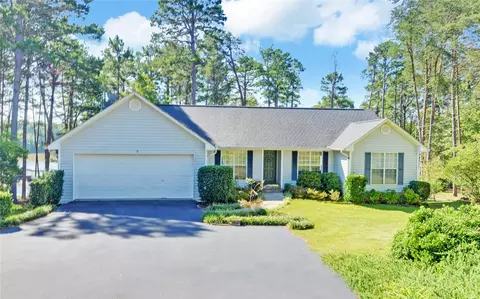 573 Currahee Pt, Toccoa, GA 30577