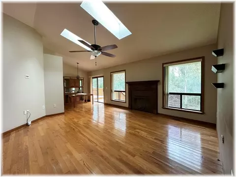 236 Tabor St, Central, SC 29630 photo 10