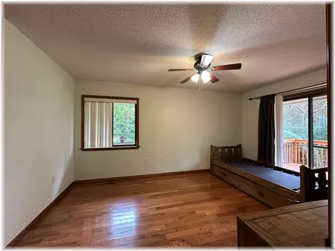 236 Tabor St, Central, SC 29630 photo 15