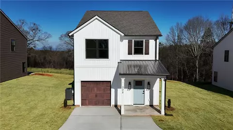 308 W North 3rd St, Seneca, SC 29678