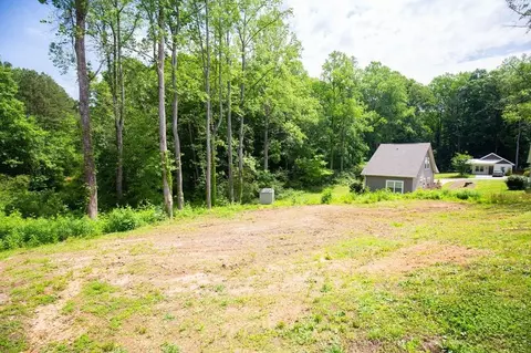 246 W Woodland Dr, Walhalla, SC 29691