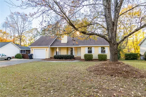 409 Laurel Creek Dr, Anderson, SC 29621