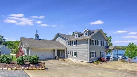 356 Maret Rd, Townville, SC 29689