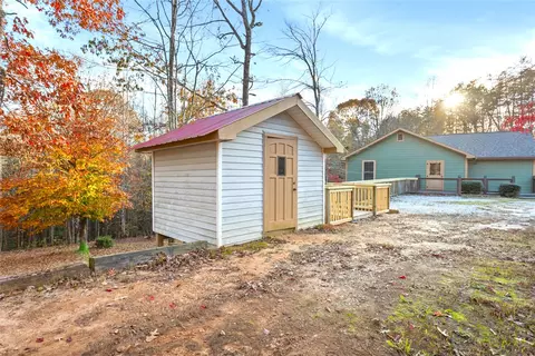 Exterior - 133 Cane Creek Rd, Walhalla, SC 29691 photo 5 of 11