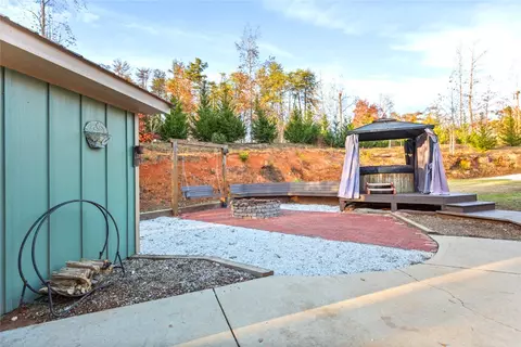 Exterior - 133 Cane Creek Rd, Walhalla, SC 29691 photo 10 of 11
