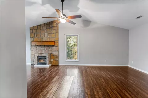 Living - 133 Cane Creek Rd, Walhalla, SC 29691 photo 8 of 10