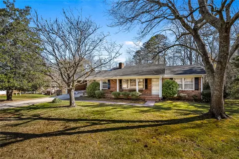 212 Bagwell St, Easley, SC 29640