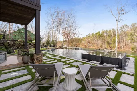Exterior - 354 Peninsula Rdg, Sunset, SC 29685 photo 7 of 15
