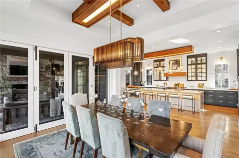 Dining - 354 Peninsula Rdg, Sunset, SC 29685 photo 1 of 2