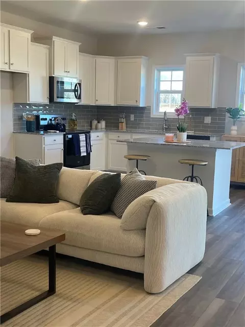Kitchen - 137 Brown Cir, Easley, SC 29642 photo 1 of 6
