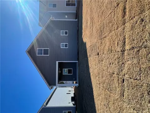 Exterior - 137 Brown Cir, Easley, SC 29642 photo 4 of 5