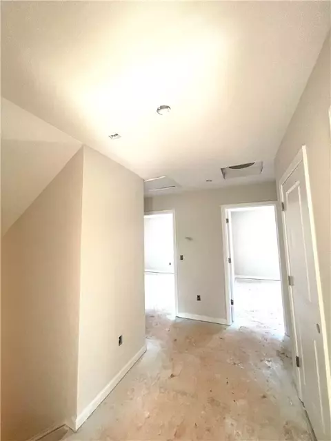 Entry Way - 143 Brown Cir, Easley, SC 29642 photo 2 of 4