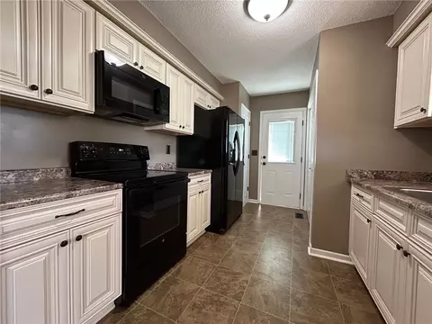 Kitchen - 266 Hayes Rd, Pickens, SC 29671 photo 1 of 3