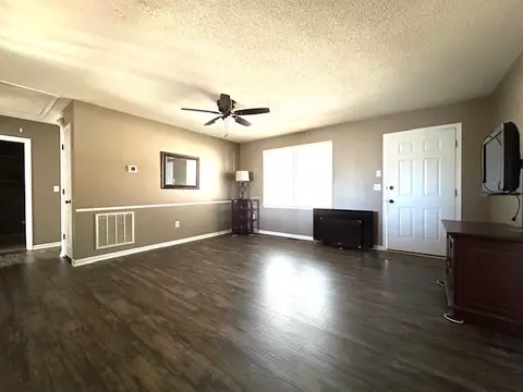 Living - 266 Hayes Rd, Pickens, SC 29671 photo 2 of 3