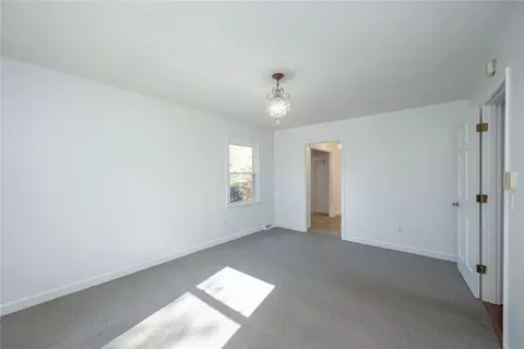 Bedroom - 206 Westminster Dr, Pendleton, SC 29670 photo 3 of 6