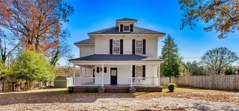 180 Fairway Grn, Anderson, SC 29621