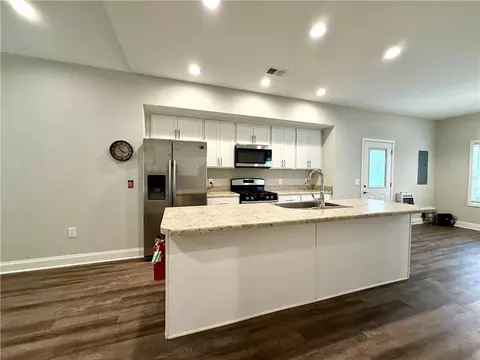 354 E Woodland Dr, Walhalla, SC 29691 photo 7
