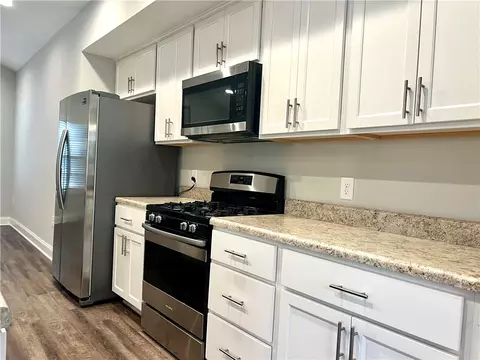 354 E Woodland Dr, Walhalla, SC 29691 photo 5