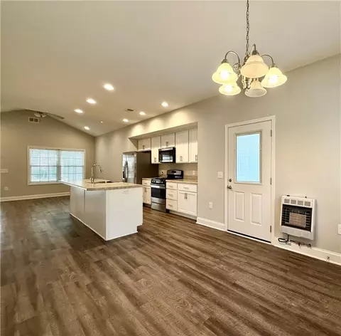 354 E Woodland Dr, Walhalla, SC 29691 photo 13
