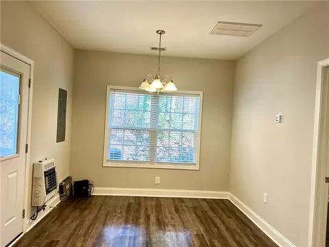 354 E Woodland Dr, Walhalla, SC 29691 photo 11