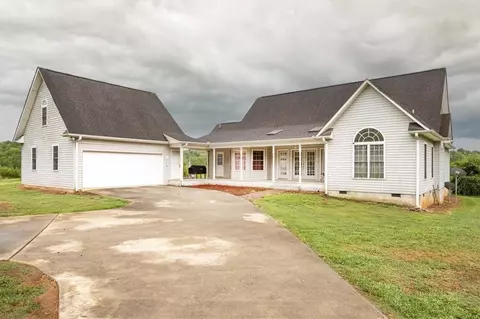 1426 Bridge Rd, Westminster, SC 29693